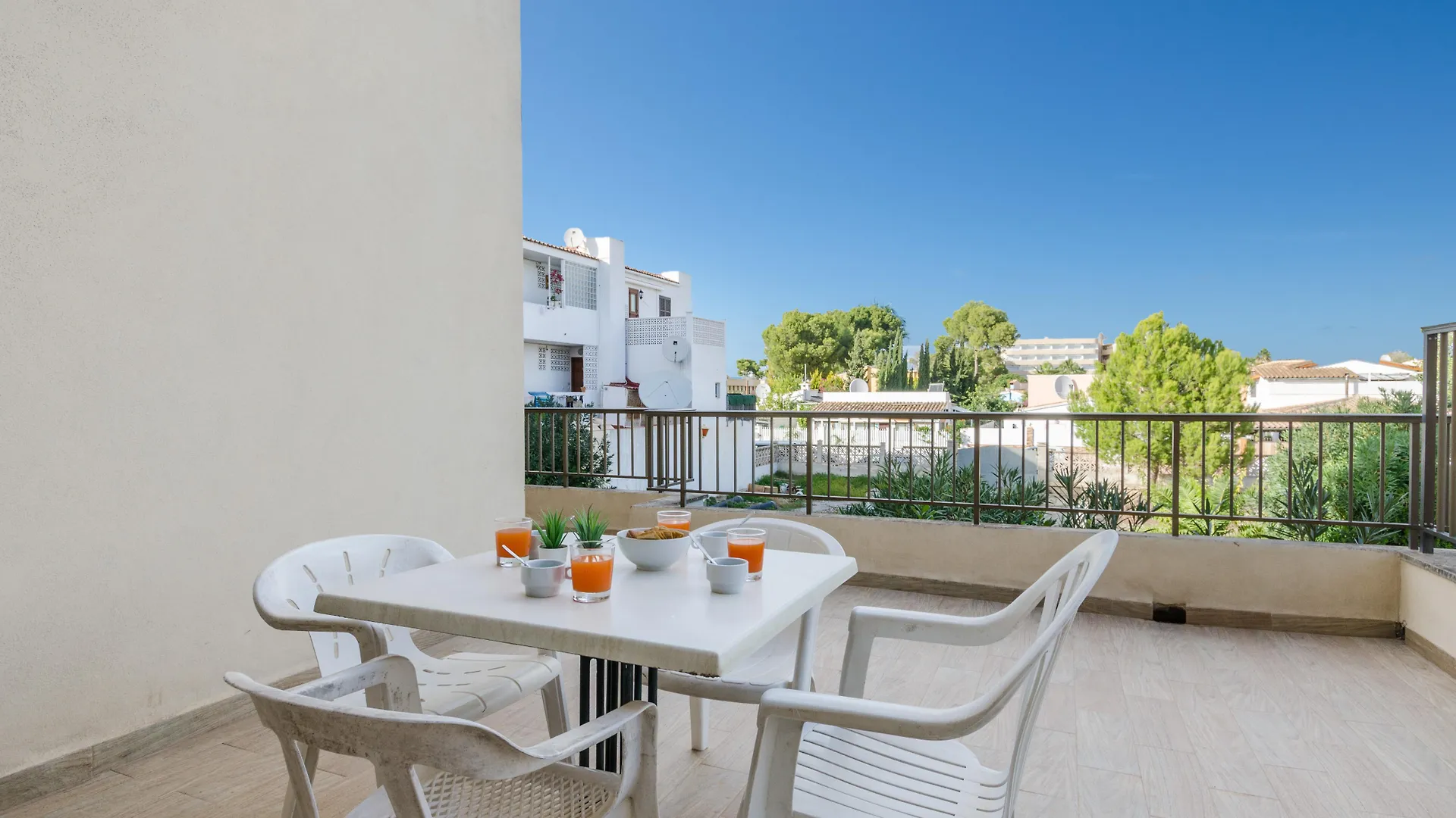 Alcudia Apartments Порто де Алькудиа