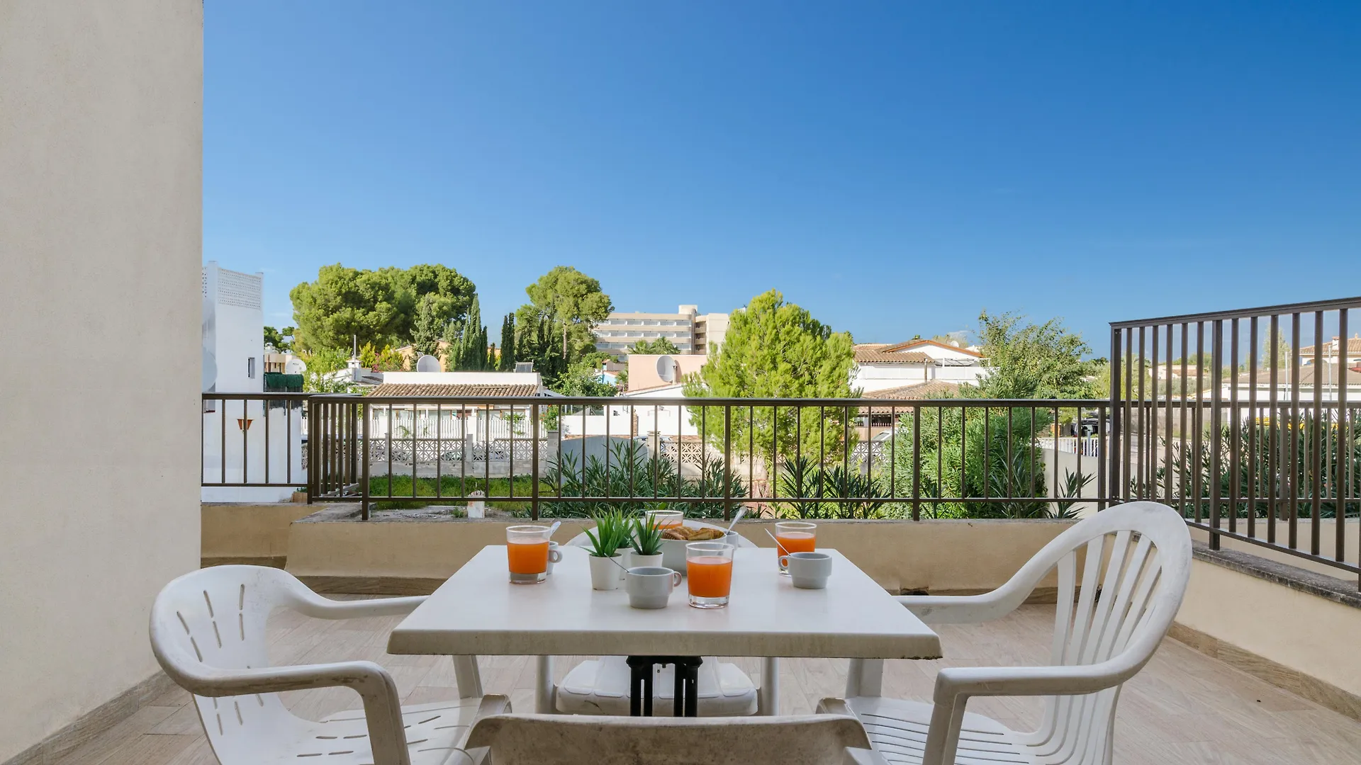 Alcudia Apartments Порто де Алькудиа